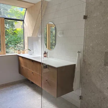 New, Unique, Sauna, Massage Bath, Balcony, Quiet *